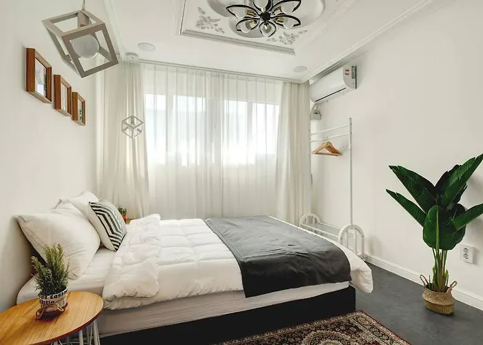 Апартаменты Hongdae 4bed House *